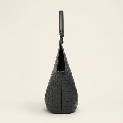 Sac Alba noir, vue de profil sur fond ivoire