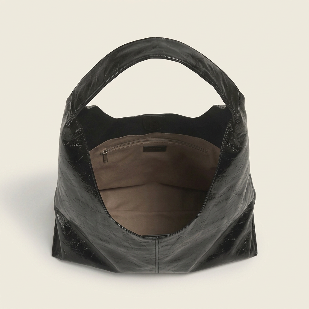 Vue du dessus du sac noir